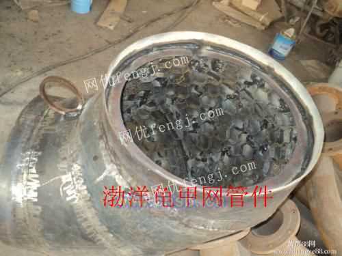 龟甲网耐磨弯头的关键应用与主流生产厂家概述